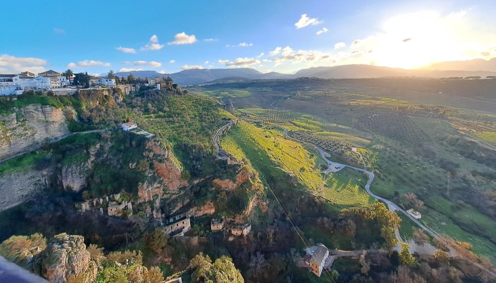 Blick von Ronda über die andalusische Landschaft