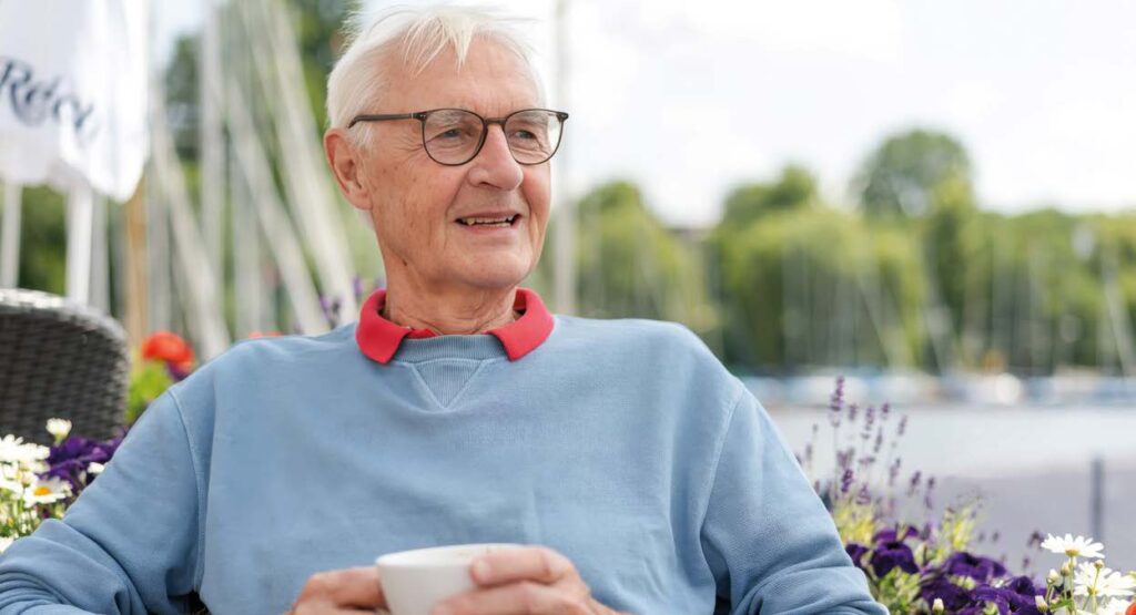 Onno Gehrkens ist 74 Jahre alt. Was er sich im Leben erarbeitet hat, soll später anderen helfen.