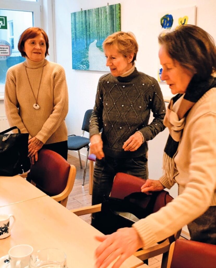 Was ist das „Wissens-Café“ des DRK in Eimsbüttel?