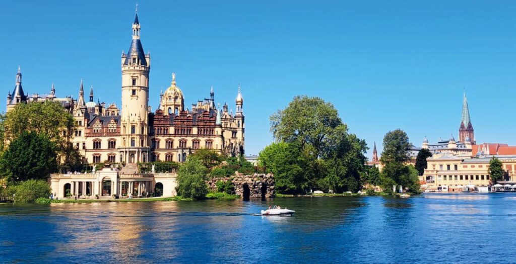 Schwerin – Die Stadt der sieben Seen