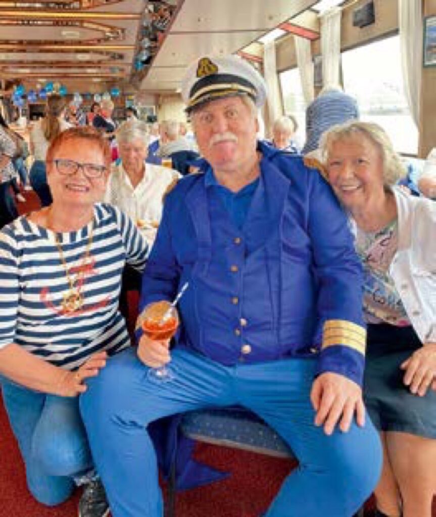 Das Duo begeisterte auch im kleineren Kreis auf der Barkasse MS Commodore im Hamburger Hafen.