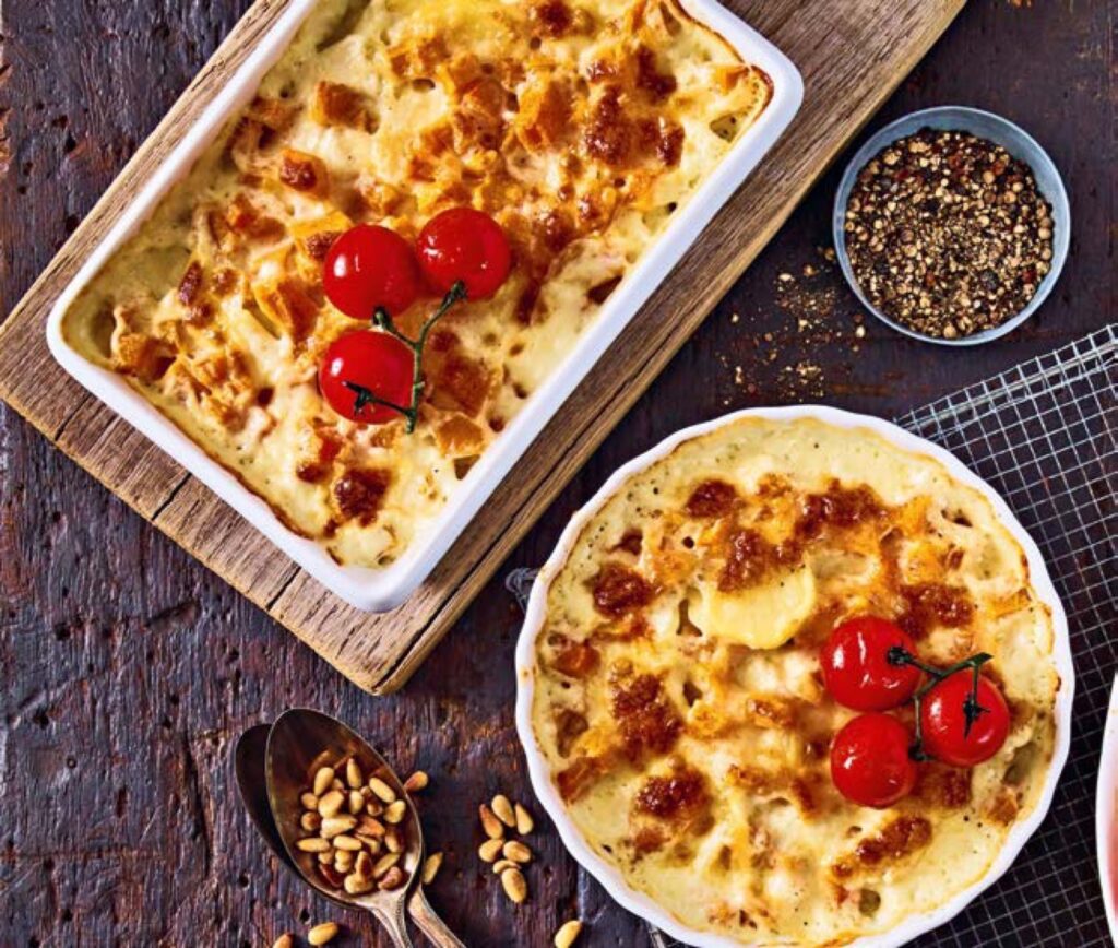 Kochen & Backen im Oktober: Saftiger Zwiebelkuchen, Sahniger Kürbis-Kartoffel-Auflauf, Herbstlicher Schmandkuchen