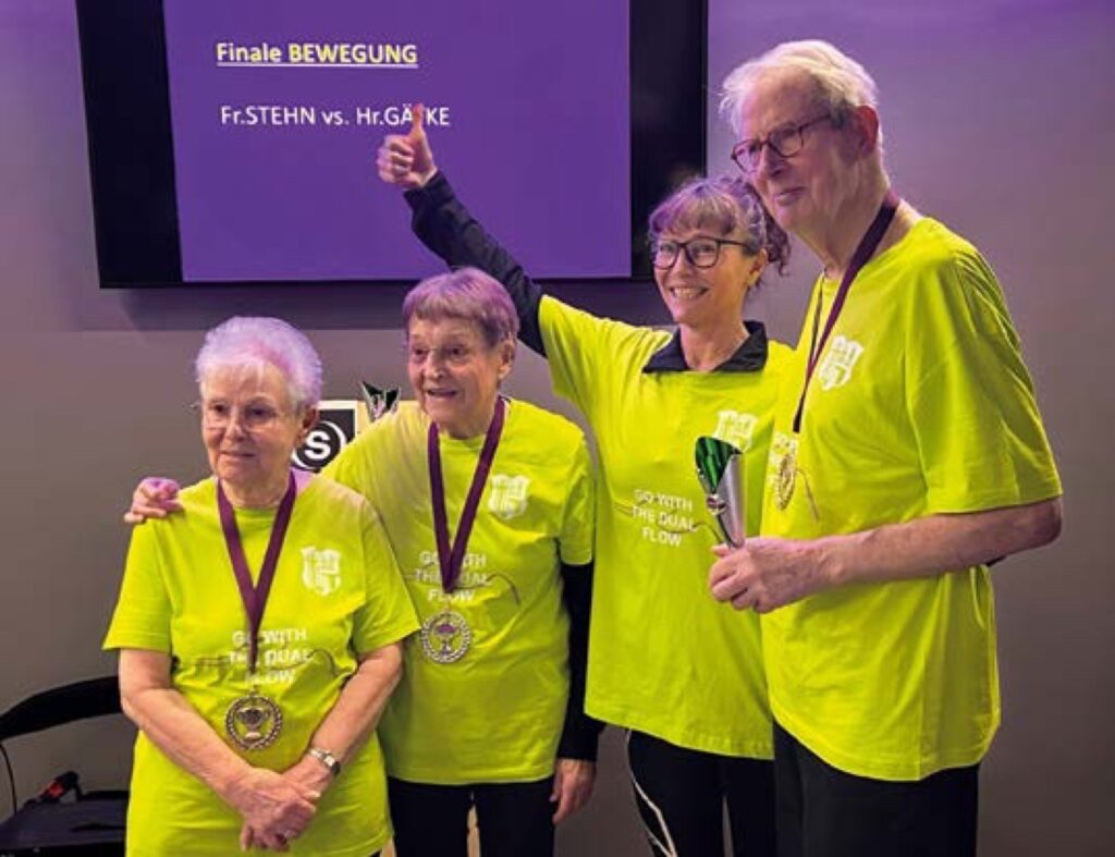 Gemeinsam statt einsam: Am besten spielt es sich doch im Team, hier beim ExerCube-Event vom Hospital zum Heiligen Geist.